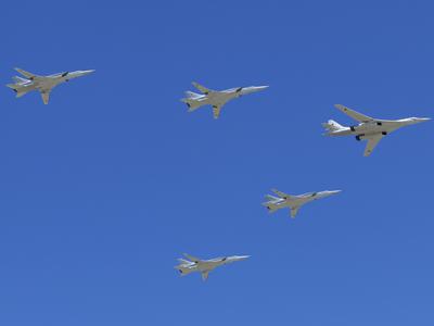 Ruski strateški bombniki se zbirajo blizu Ukrajine: smo tik pred največjim ruskim napadom?