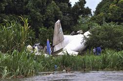 V nesreči letala umrlo 36 ljudi