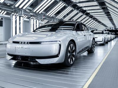 Audi za Kitajce: v pol ure 10 tisoč naročil, iz evropskega vidika cene izjemno nizke