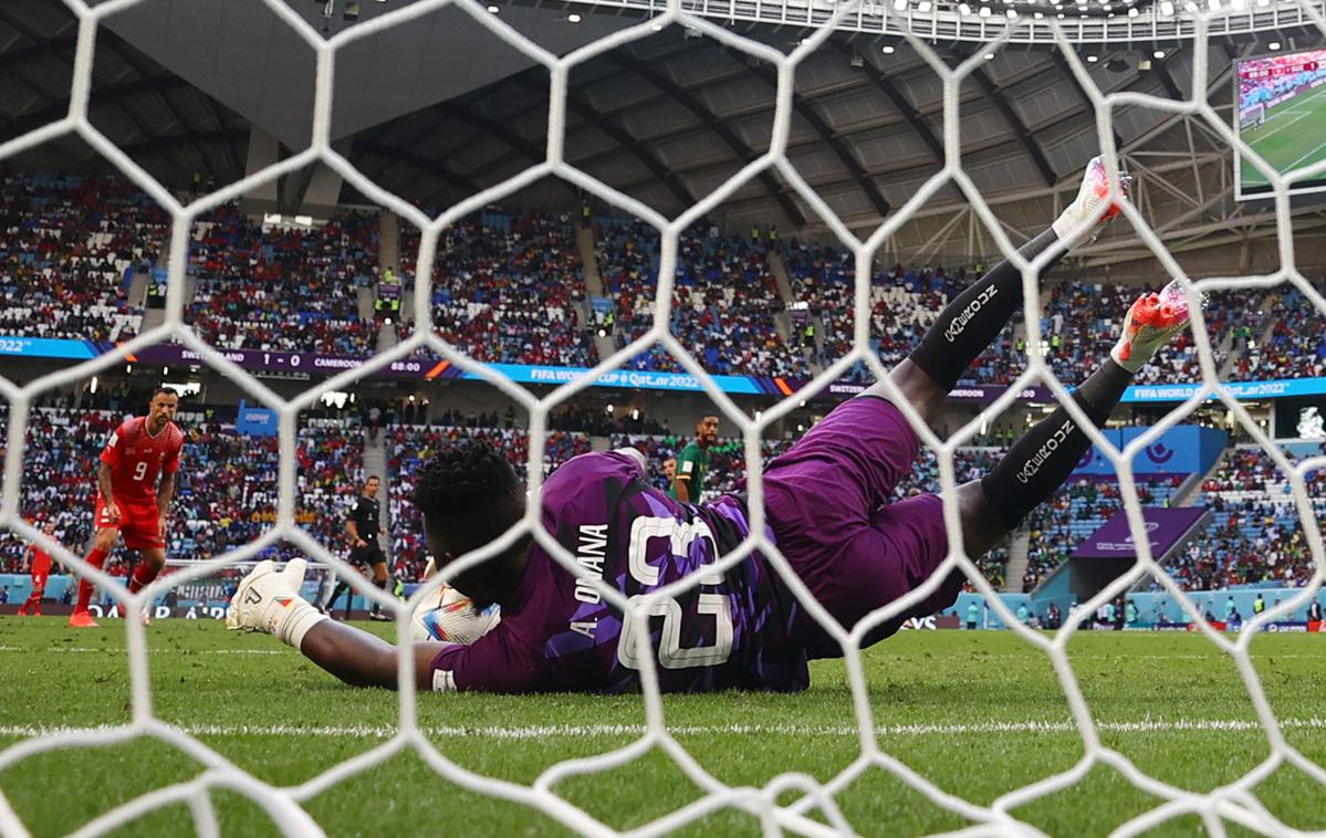 Andre Onana | Andre Onana je bil zaradi "nediscipline" odstranjen iz reprezentance Kameruna. Po pisanju tujih medijev se je odločil zapustiti svetovno prvenstvo.  | Foto Reuters