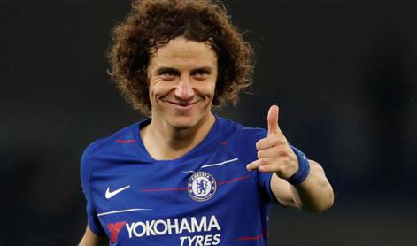 David Luiz še lep čas pri Chelseaju
