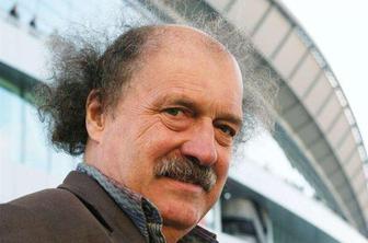Umrl švicarski pisatelj Urs Widmer