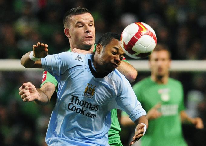 V dresu Omonie se je pomeril z Manchester Cityjem, pri katerem je izstopal Brazilec Robinho. | Foto: Reuters