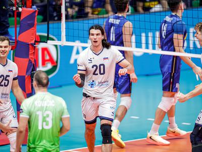 Slovenci namučili svetovne prvake, za četrtfinale proti ekipi nekdanjega selektorja