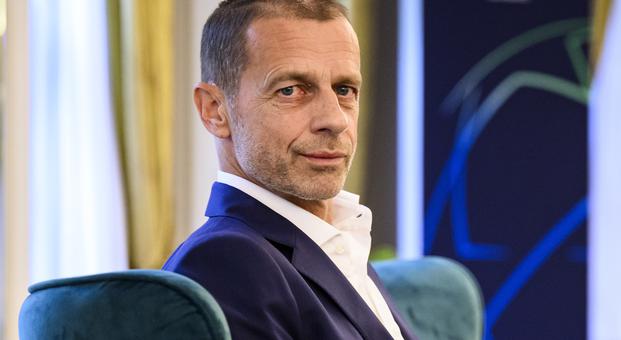 Koga bo zvečer na Poljskem okronal Aleksander Čeferin?