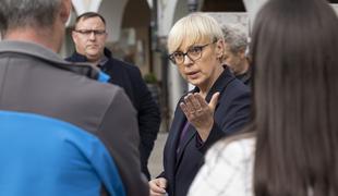 Pirc Musar: Upam, da večja represija ne bo potrebna #video