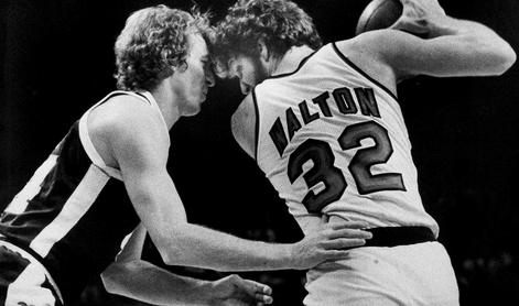 Umrl nekdanji zvezdnik NBA Bill Walton