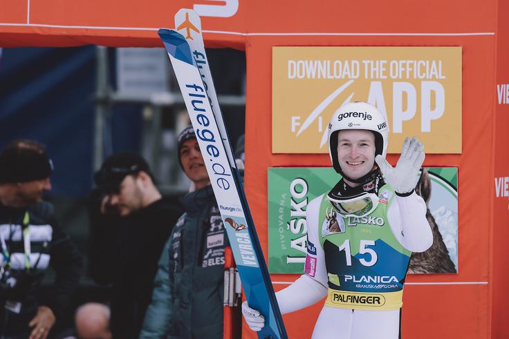 "Nisem še stoodstoten. Iz sebe sem stisnil maksimum. Nekaj najlepšega je, ko greš lahko letet, ko doživiš ta adrenalin in navijače." | Foto: Sportida