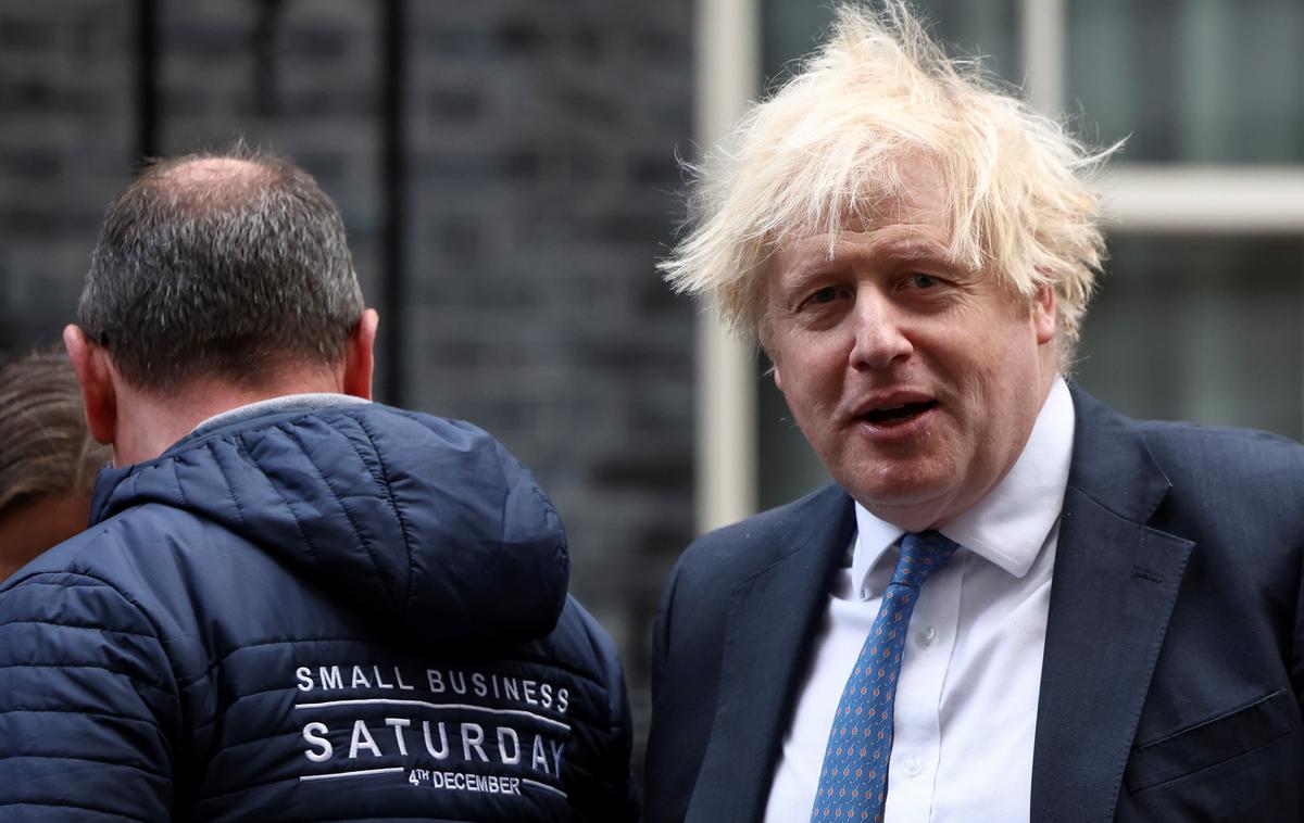 Boris Johnson | Johnson je po valu obtožb pred božičnimi prazniki zanikal, da bi karkoli vedel o kršenju pravil na Downing Streetu med pandemijo. | Foto Reuters