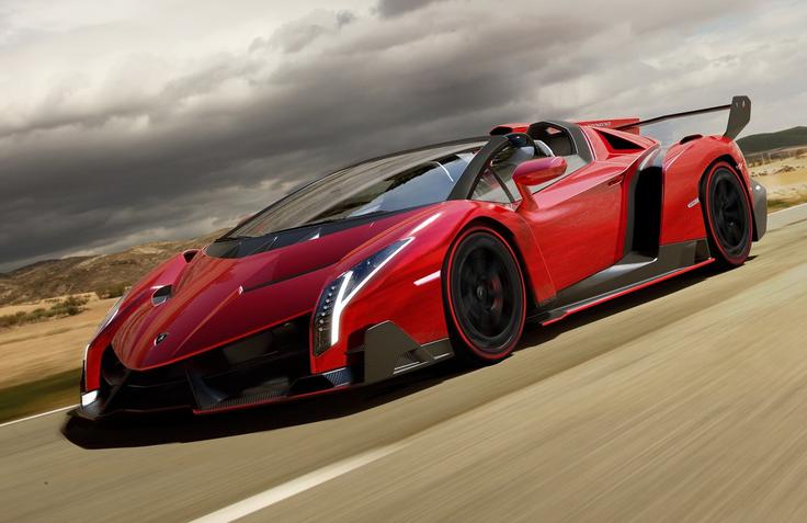 Med zaplenjenimi superšportnimi avtomobili je bil tudi lamborghini veneno roadster, ki so jih izdelali le devet. Fotografija je simbolična. | Foto: Lamborghini