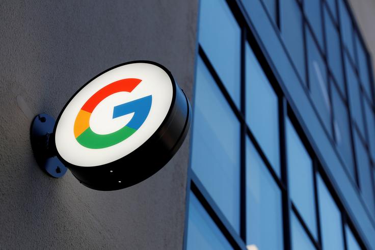Google je uporabnike po elektronski pošti že začel obveščati, da bo Gemini postal privzeti Googlov pomočnik na Androidu.  | Foto: Reuters