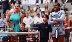 Coco Gauff v spektakularnem finalu premagala Alino Sabalenko in osvojila OP Francije