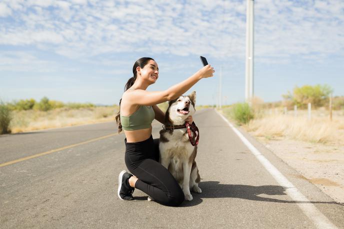 Petfishing, hišni ljubjenček | Foto Shutterstock