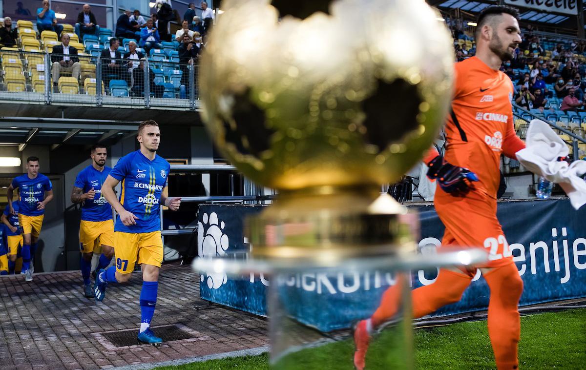 NK Celje | Zadnji obračun Celja in Olimpije v Celju se je končal z zgodovinskim naslovom Celjanov. Tokratni bo imel tudi dobrodelni namen. | Foto Grega Valančič/Sportida