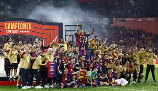 Po nori tekmi v Sevilli in seriji preobratov pokalna lovorika v rokah Barcelone