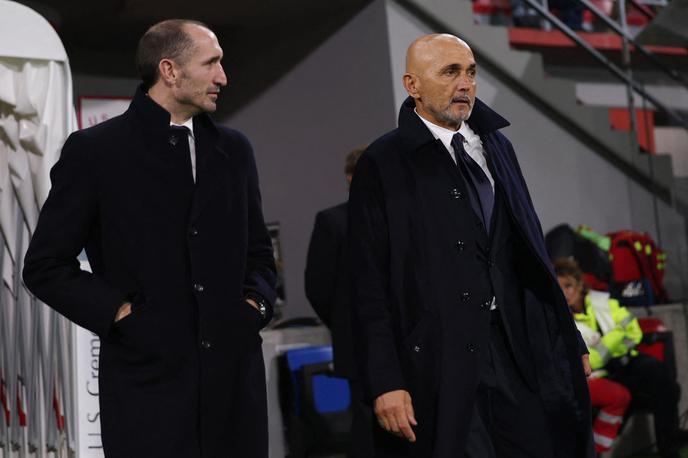 Giorgio Chiellini, Luciano Spalletti | Nekdanji italijanski selektor Luciano Spalletti (v družbi Giorgia Chiellinija) je na tekmi proti Cremoneseju dočakal debi na klopi Juventusa. | Foto Reuters