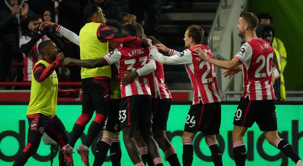 Brentford poglobil krizo Liverpoola, Šeško do prve asistence ob zmagi Man Uniteda