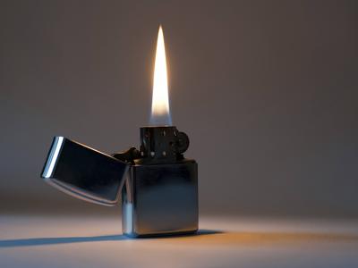 Tri dekleta na Dunaju v enem mesecu podtaknila 18 požarov