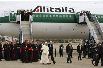Papež prispel v Sydney