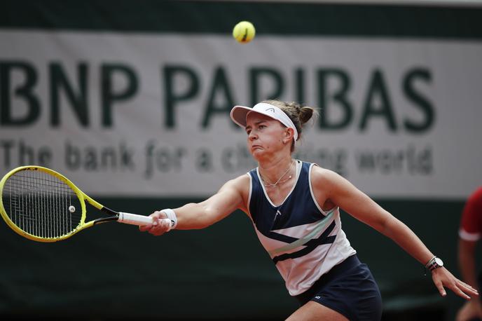 Barbora Krejčikova | Barbora Krejčikova je izpadla v četrtfinalu turnirja v Abu Dabiju. | Foto Reuters