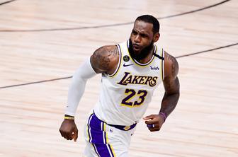 Vodstvo Lakers načrtuje v novi sezoni več premora za veterana Jamesa