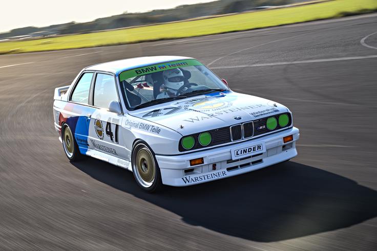 BMW M3 E30 Dirkaška specialka prvega BMW M3 za nemško serijo DTM. | Foto: BMW