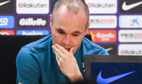 Iniesta bo še vsaj dve sezoni ostal na Japonskem