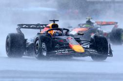 V živo: Silverstone je morek, že drugič na stezo varnostni avto