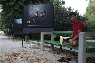 Pandurjeve gledališke stvaritve skozi objektiv Aljoše Rebolja