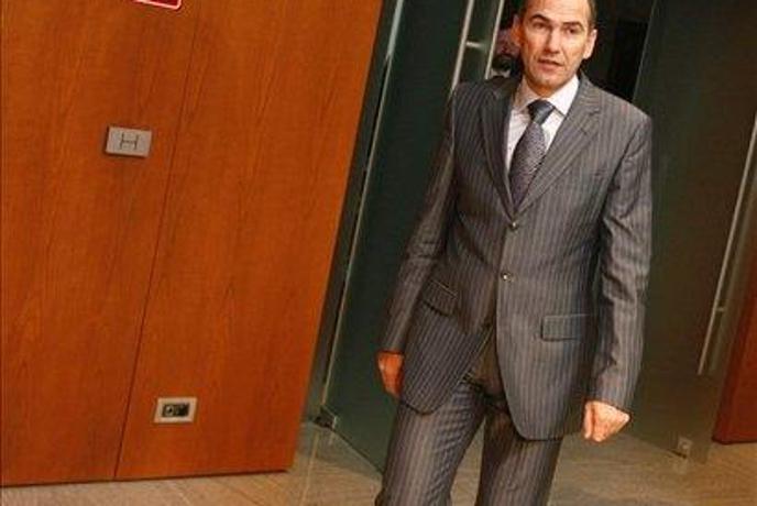 Potrč od Janše želel pojasnilo o njegovi izjavi o železni zavesi