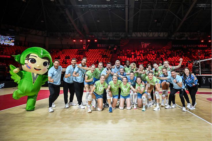 slovenska ženska odbojkarska reprezentanca : Argentina, svetovno prvenstvo | Foto: Volleyball World