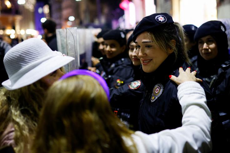 Istanbul, protest | Foto: Reuters