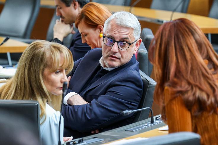 DZ, prva izredna seja | Foto: STA