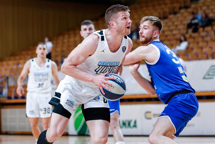 Ilirija vendarle upravičila vlogo favorita. Jo bo tudi Olimpija?