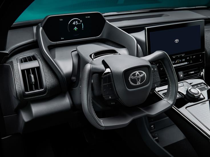 Tak volan je v konceptu tega vozila predvidela že Toyota, za svoj novi električni model RZ ga je potrdil tudi Lexus. | Foto: Toyota