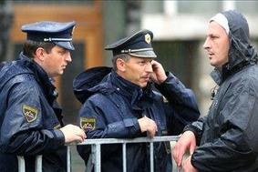 Kresalova in Čebašek-Travnikova o izbrisanih in delu policije