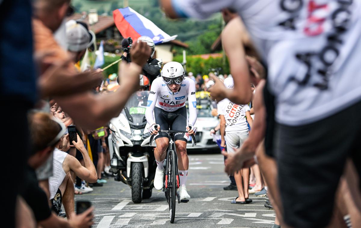 Tadej Pogačar | Bo Tadej Pogačar lahko nadoknadil visok zaostanek iz 16. etape Toura?  | Foto A.S.O./Charly Lopez