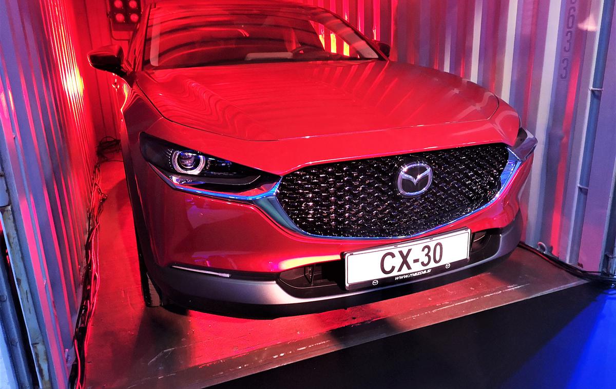 Mazda CX 30 | Mazda CX-30 je bil največji in tudi najdražji finalist izbora Slovenski avto leta. Za renault cliom in opel corso je osvojila končno tretje mesto. | Foto Gregor Pavšič