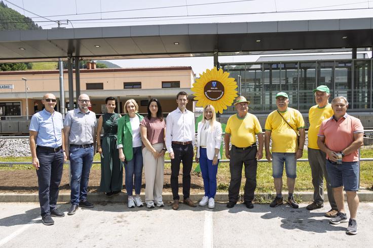 Sejemo sončno prihodnost | Foto: Slovenske železnice
