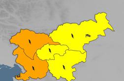 Arso z oranžnim opozorilom: proti večeru močan veter, nalivi, mogoča tudi toča #animacija