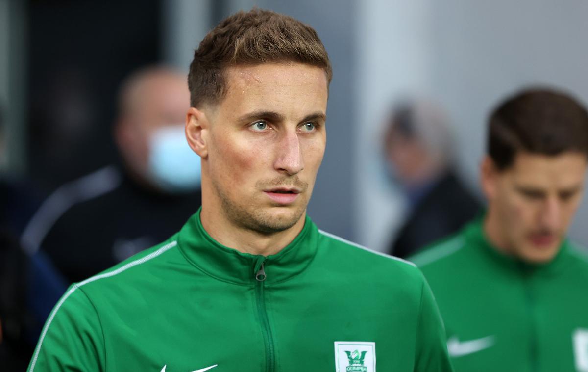 Uroš Korun | Uroš Korun je še pred nekaj leti branil barve Olimpije in z zmaji osvojil pokalno lovoriko, v soboto pa lahko v dresu NK Radomlje v primeru pozitivnega rezultata v Stožicah pokvari vnaprej pripravljeno zabavo zeleno-belih. | Foto Aleš Fevžer