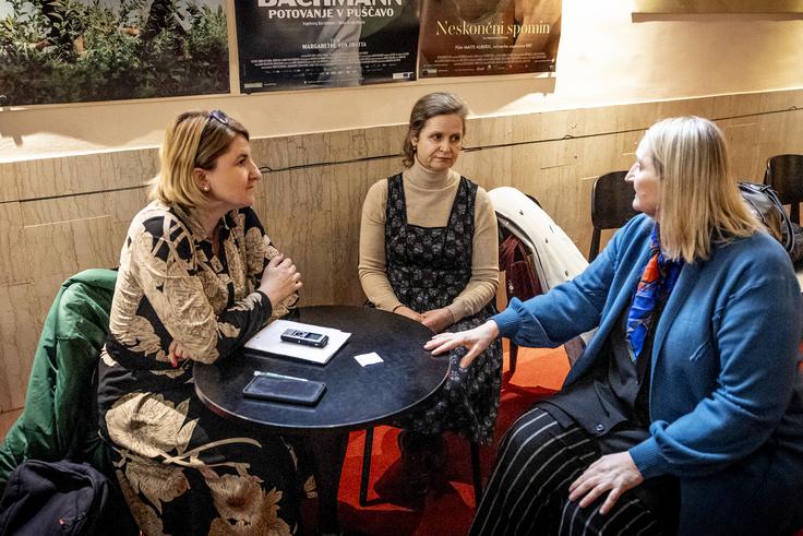 Maja Weiss in Nataša Konc Lorenzutti | Foto: Ana Kovač
