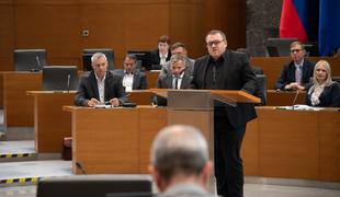 Maljevac po uspešno prestani interpelaciji ostaja minister za solidarno prihodnost