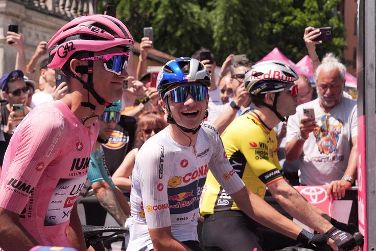 Letos se vrača na Giro, kjer bo glede na izvrstne predstave v začetku celo morda celo kapetan ekipe red Bull BORA-hansgrohe. Lani je dirko končal na 6. mestu, bil pa je tudi drugi najboljši mladi kolesar.  | Foto: LaPresse