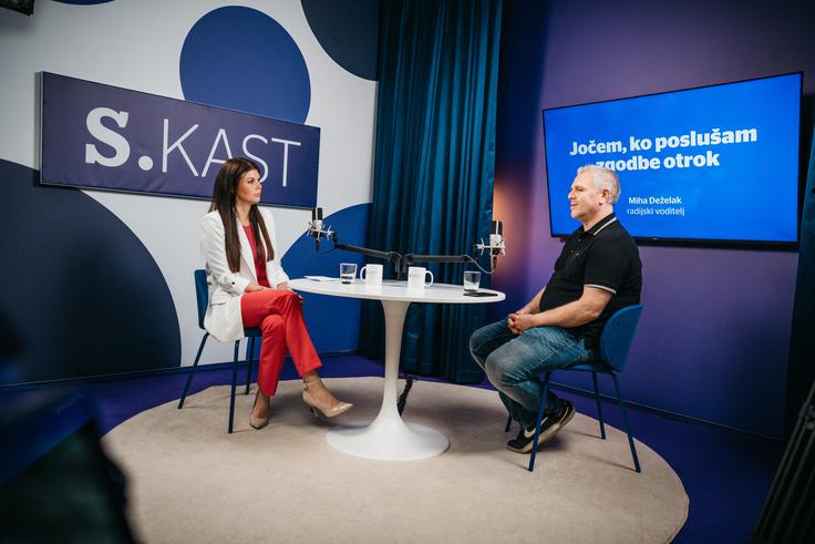 Radijski voditelj Miha Deželak s svojim kvadrociklom spet zbira sredstva za socialno šibke otroke. Lani so v akciji uspeli zbrati več kot milijon evrov. | Foto: Siol.net
