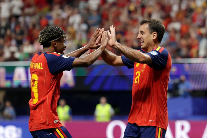 Lamine Yamal Mikel Oyarzabal | Lamine Yamal in Mikel Oyarzabal sta se na tekmi proti Savdski Arabiji vpisala v zgodovino. | Foto Reuters