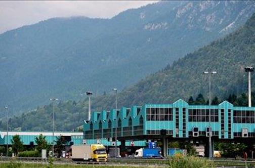 Vlačič še čaka na odgovor glede Karavank