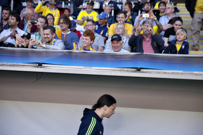 Švedi so še kako pogrešali Zlatana Ibrahimovića, ki je bil tokrat le gledalec. | Foto: 