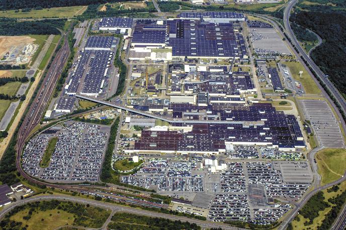 Ford Saarlouis tovarna | Ford bo močno prestrukturiral svoj avtomobilski posel v Evropi. Med mogočimi scenariji je tudi prodaja tovarne Saarlouisu, kjer bodo leta 2025 končali s proizvodnjo focusa. | Foto Ford