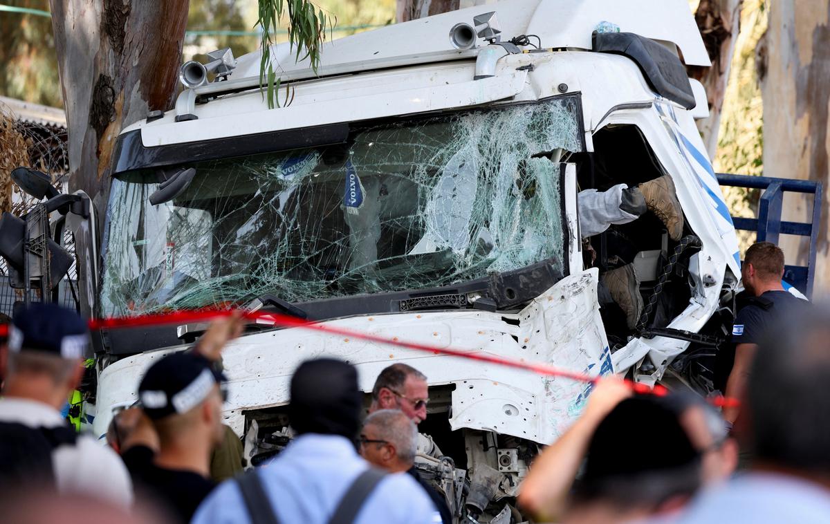 Izrael, avtobus, napad, postaja | Napadalca je izraelska policija ustrelila.  | Foto Reuters